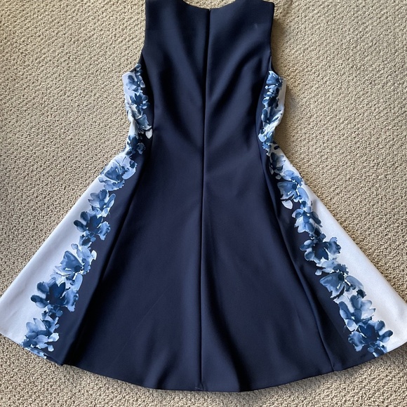 DKNY Fit and Flare Navy with Floral panels Dress with  Pockets Size 10